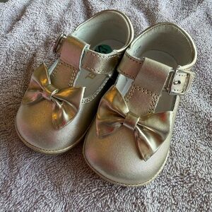 Angel Dear Metallic Gold Bow Mary Jane Baby Shoes